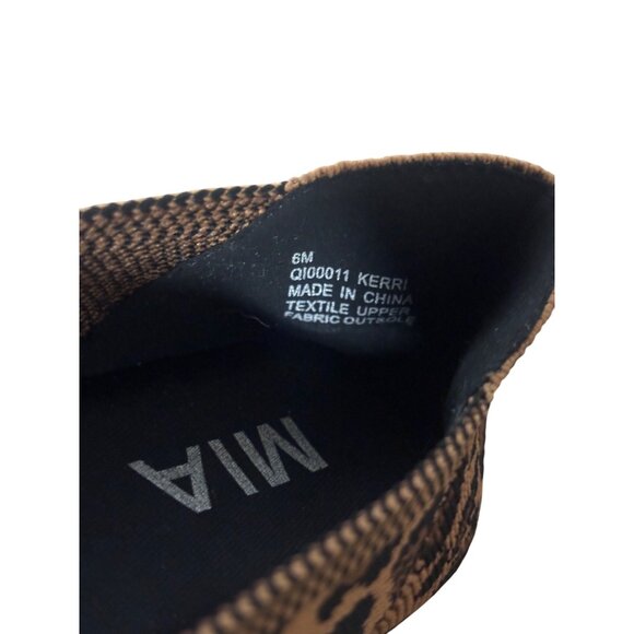 Mia Kerri Leopard Print Pointed Toe Flats Womens Size 6 M Slip On Comfort Shoes - Picture 9 of 9